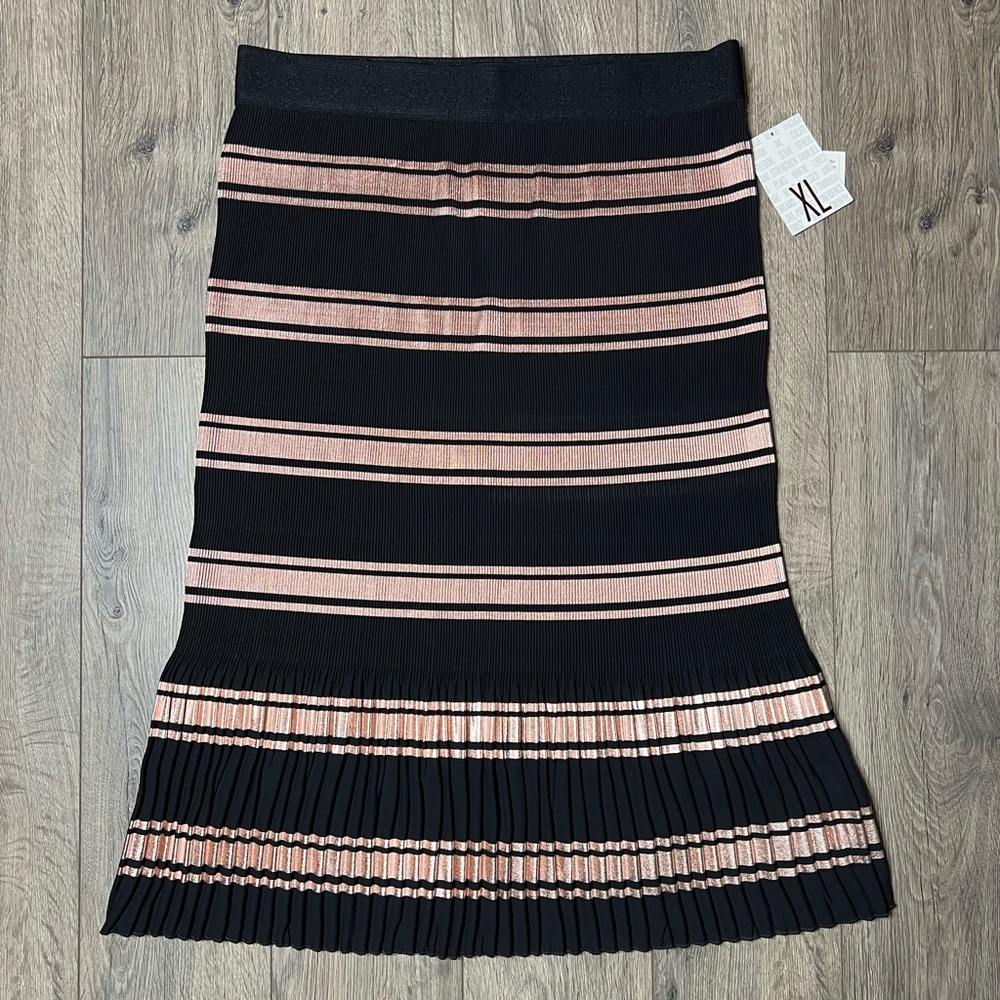 Metallic rose gold and black LuLaRoe Jill skirt NWT - Elegant Collection